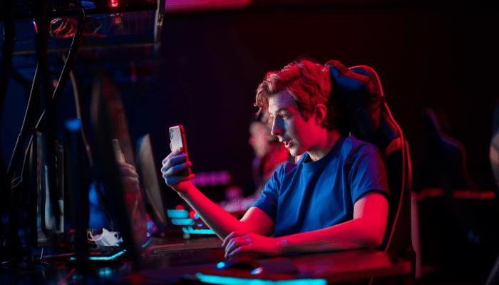 What is Kick? Kick vs Twitch